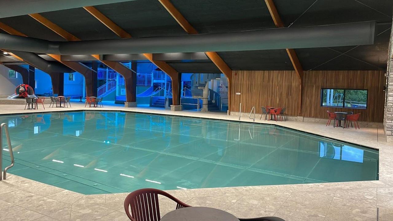 Stacaravan Op 5 Sterren Vakantiepark De Kuilart Friesland Aan Het Meer Met Zwembad 5P 237 Koudum Exteriér fotografie