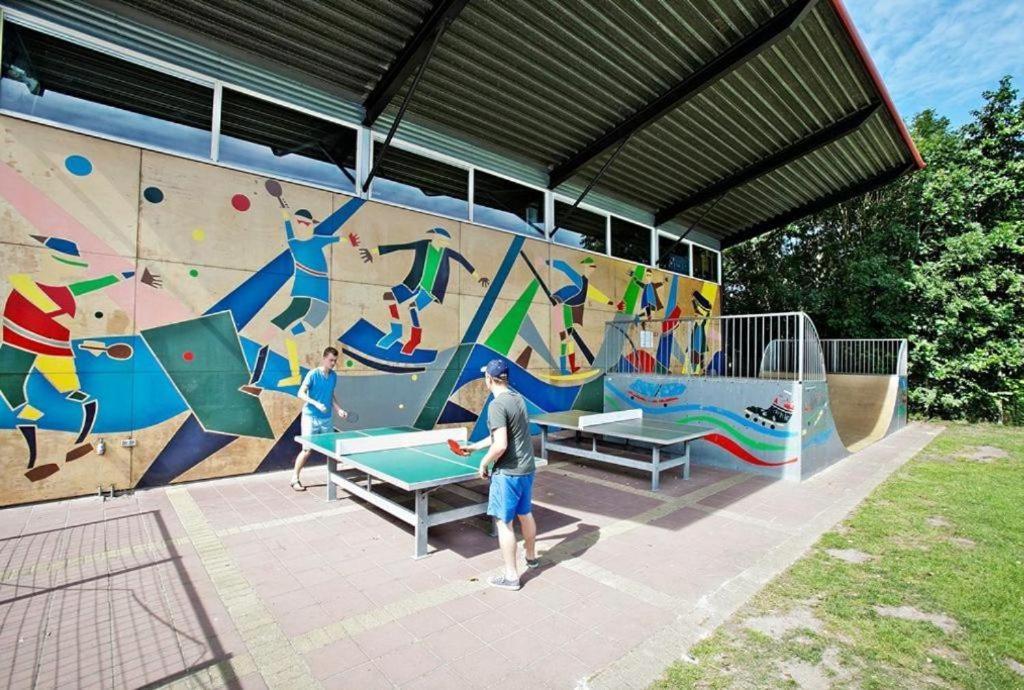 Stacaravan Op 5 Sterren Vakantiepark De Kuilart Friesland Aan Het Meer Met Zwembad 5P 237 Koudum Exteriér fotografie